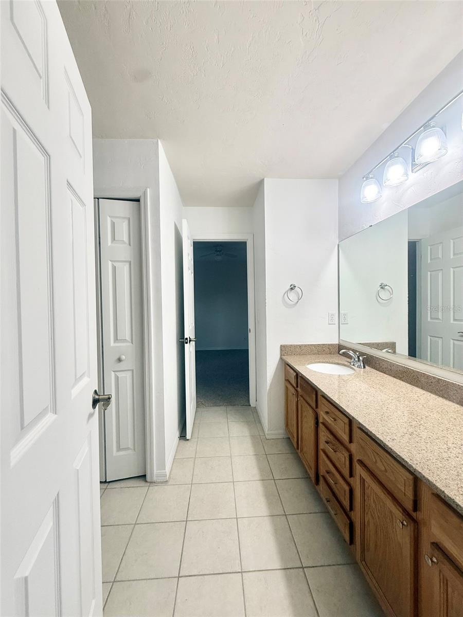 Image 15 of 19 For 11572 18th Place