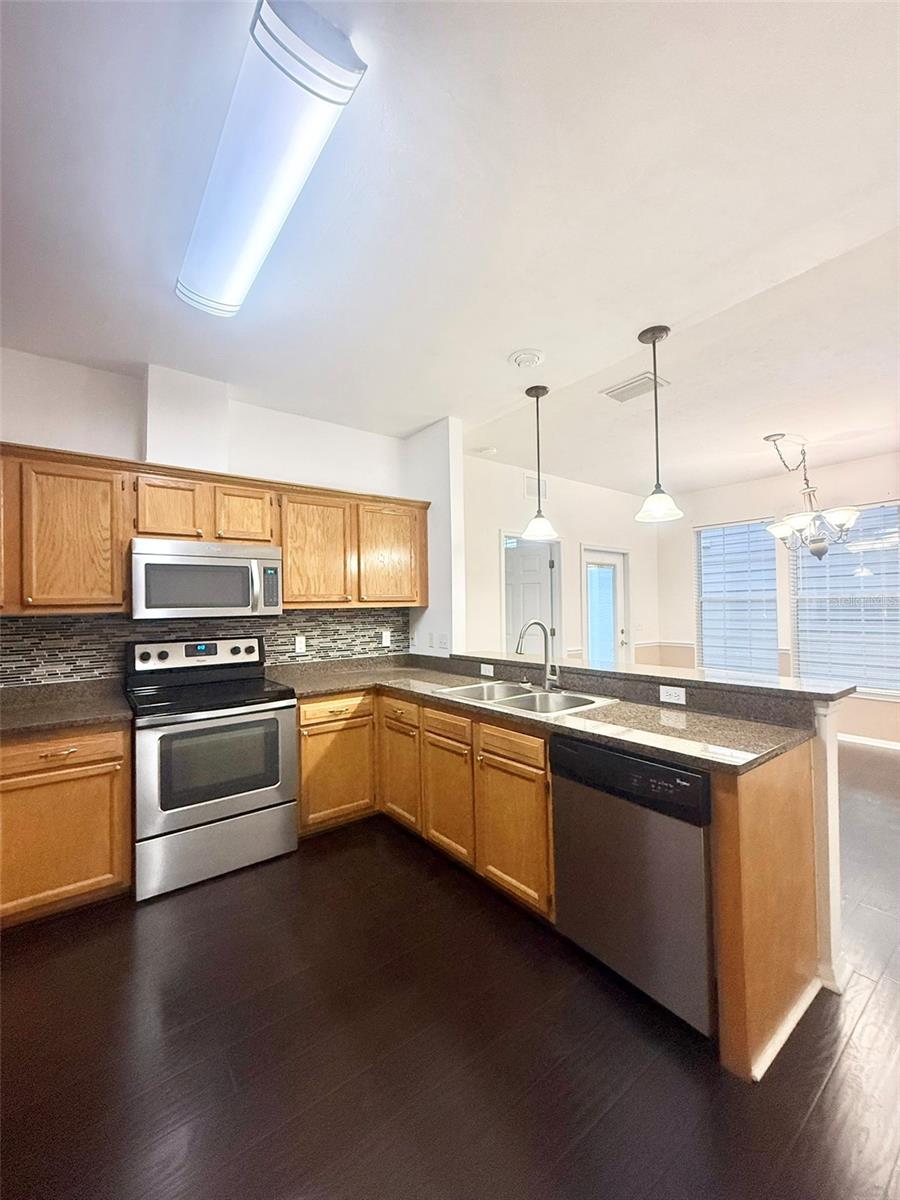 Image 4 of 19 For 11572 18th Place