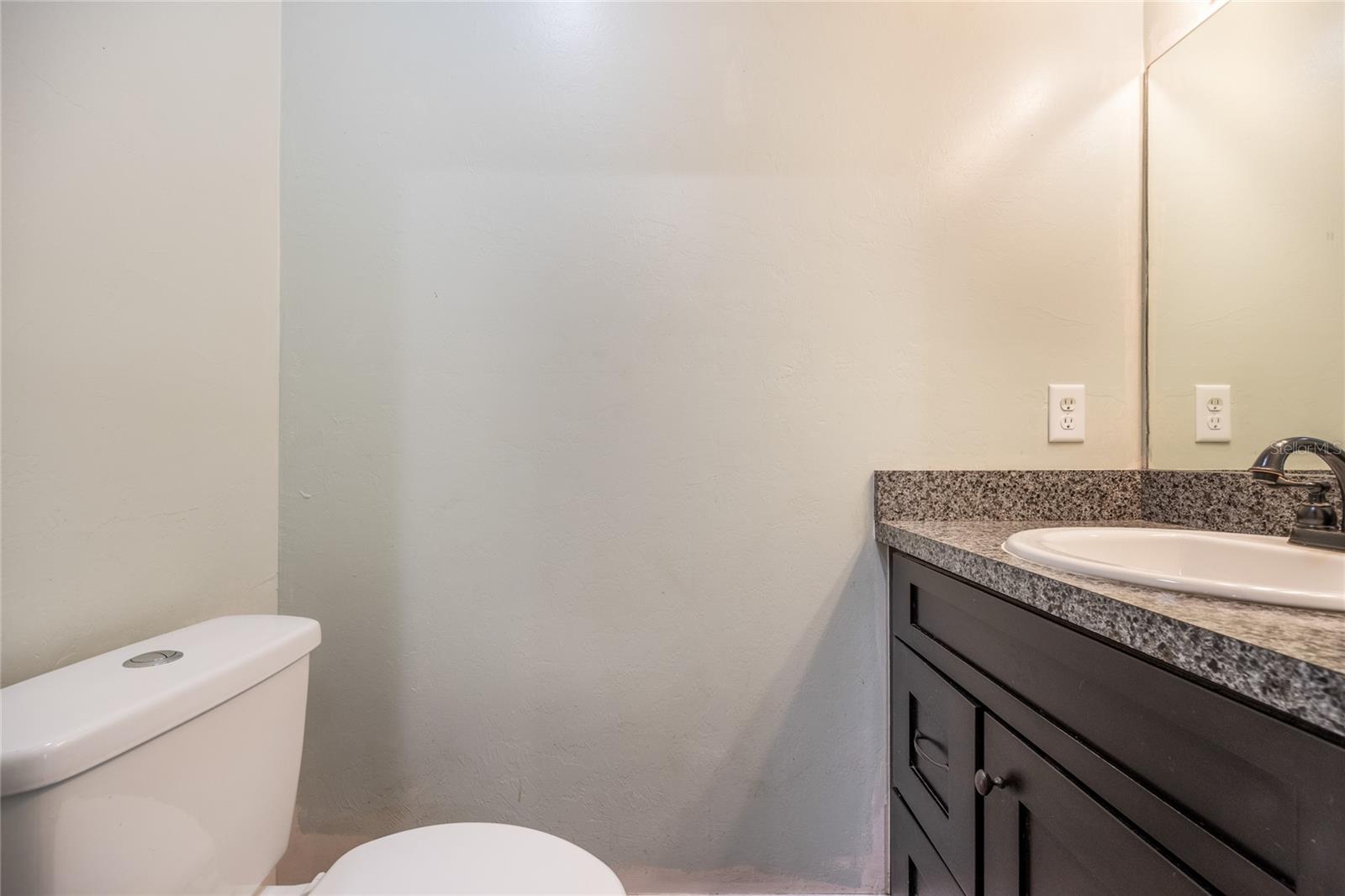 Image 13 of 38 For 10711 98th Lane