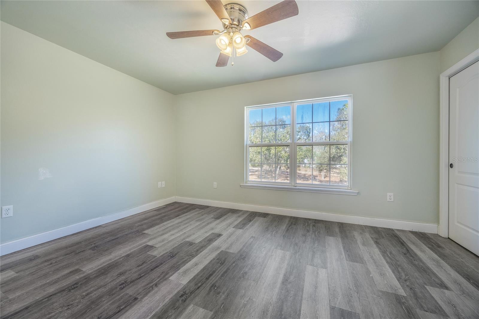 Image 29 of 38 For 10711 98th Lane