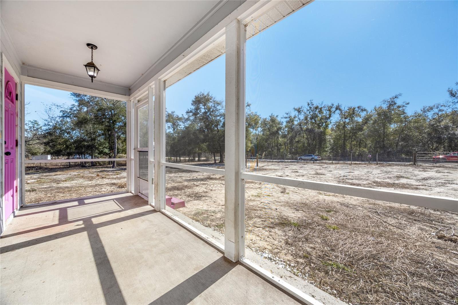 Image 5 of 38 For 10711 98th Lane