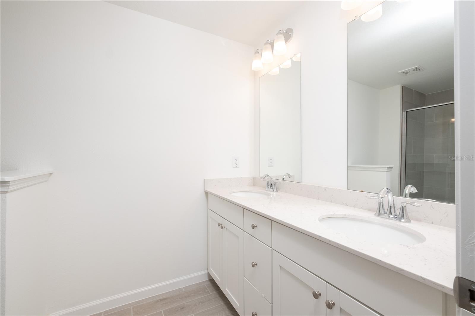 Image 17 of 35 For 704 126th Terrace 704