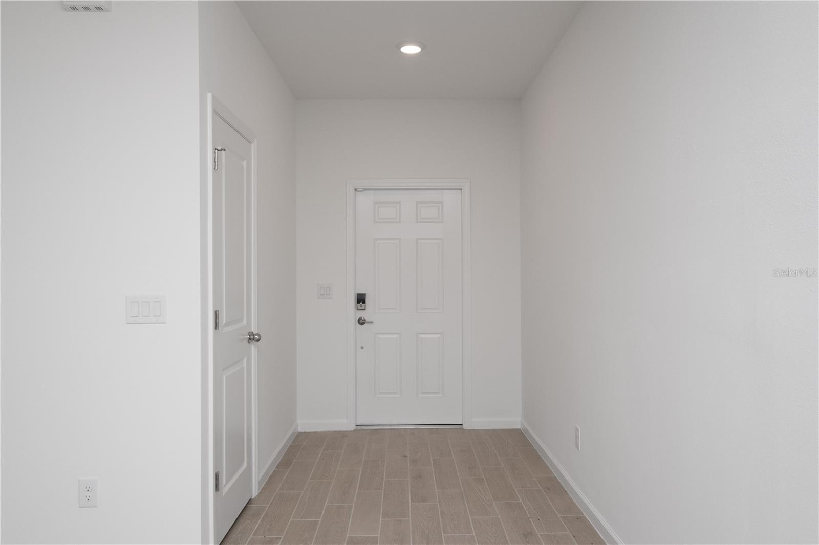 Image 7 of 35 For 704 126th Terrace 704