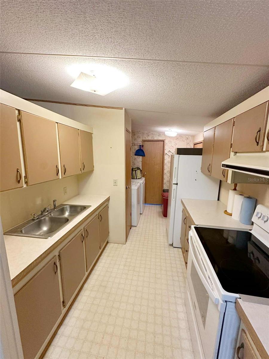 Image 11 of 21 For 407 4th Street