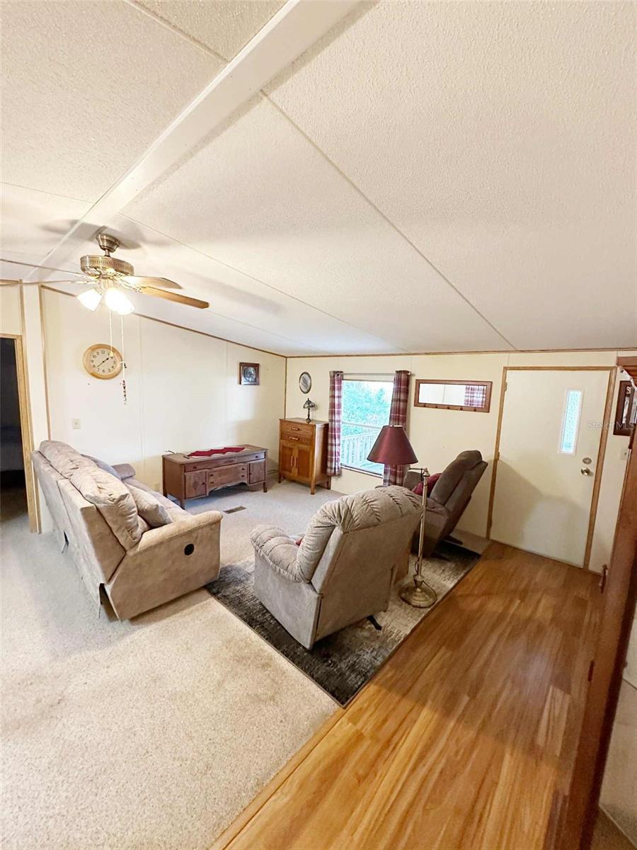 Image 8 of 21 For 407 4th Street