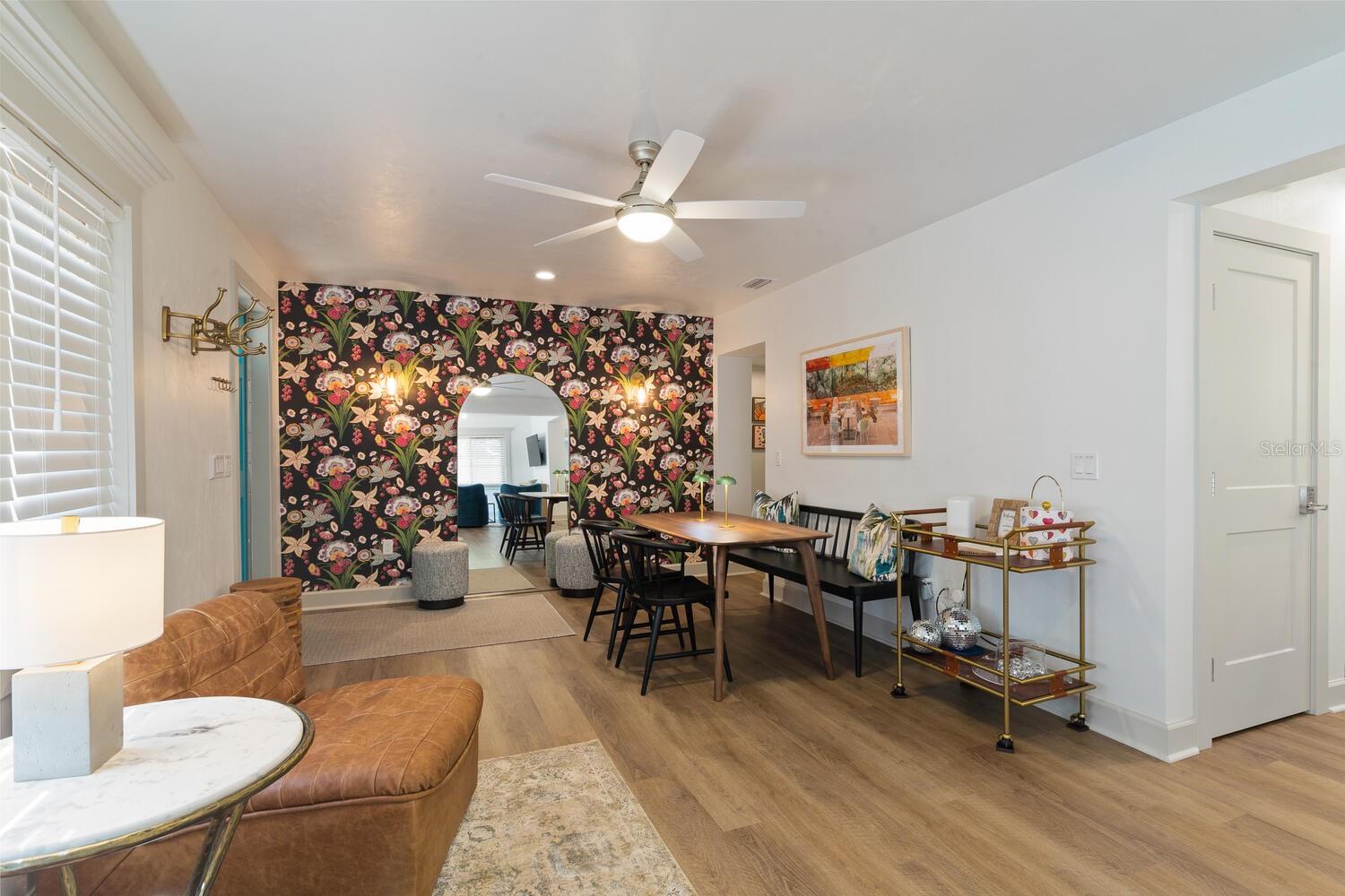 Image 11 of 37 For 304 24th Street