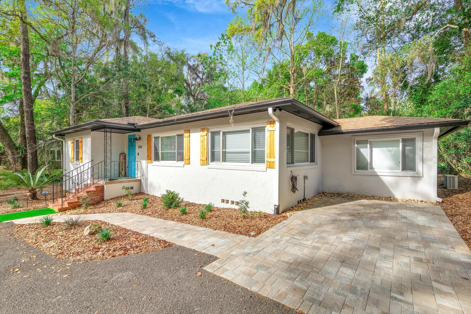 Image 3 of 37 For 304 24th Street