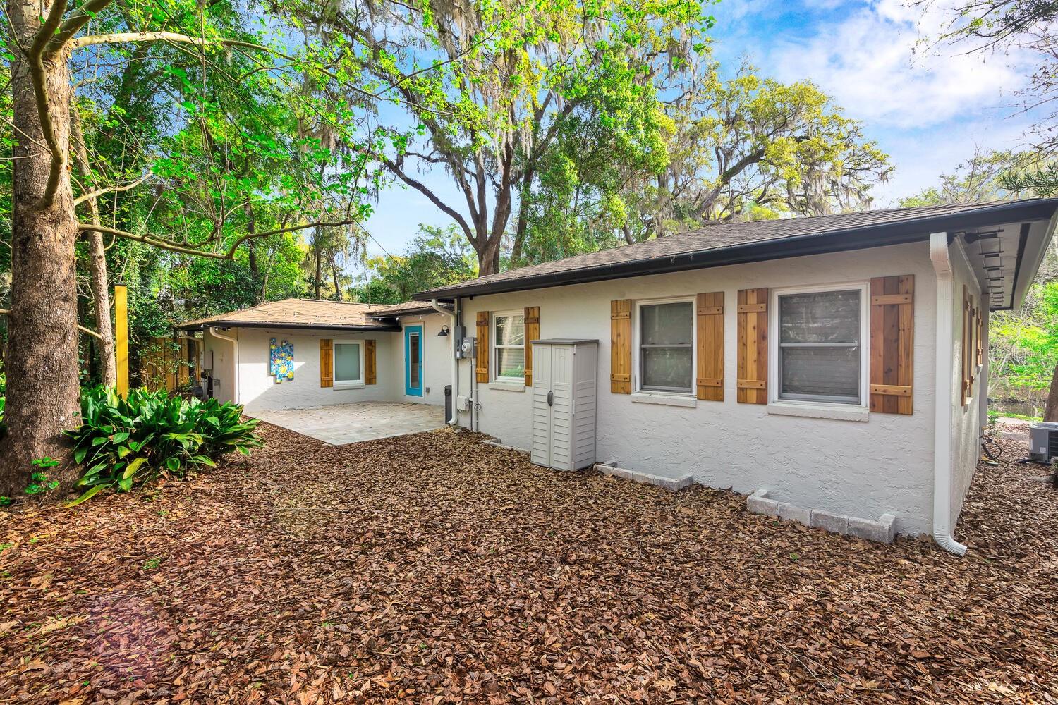 Image 35 of 37 For 304 24th Street