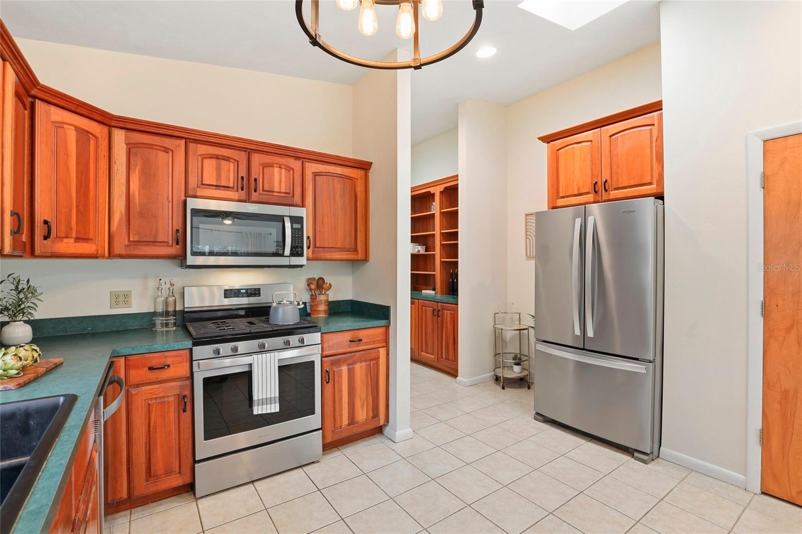 Image 20 of 38 For 2035 12th Road