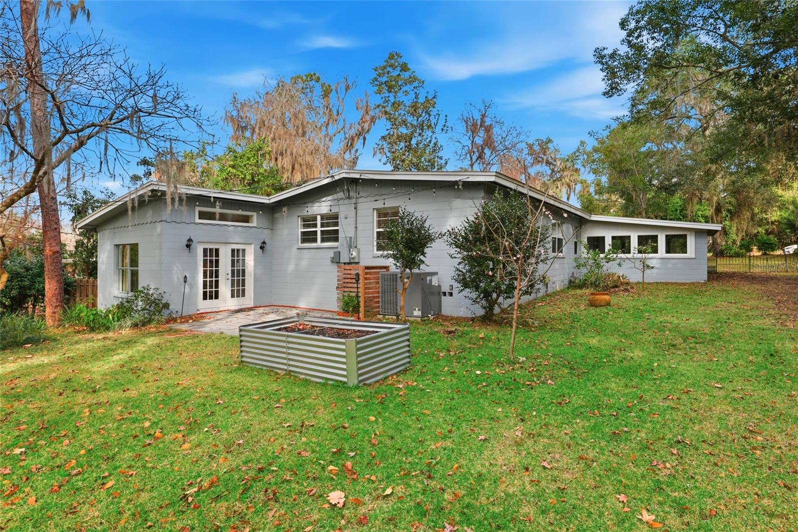 Image 32 of 38 For 2035 12th Road