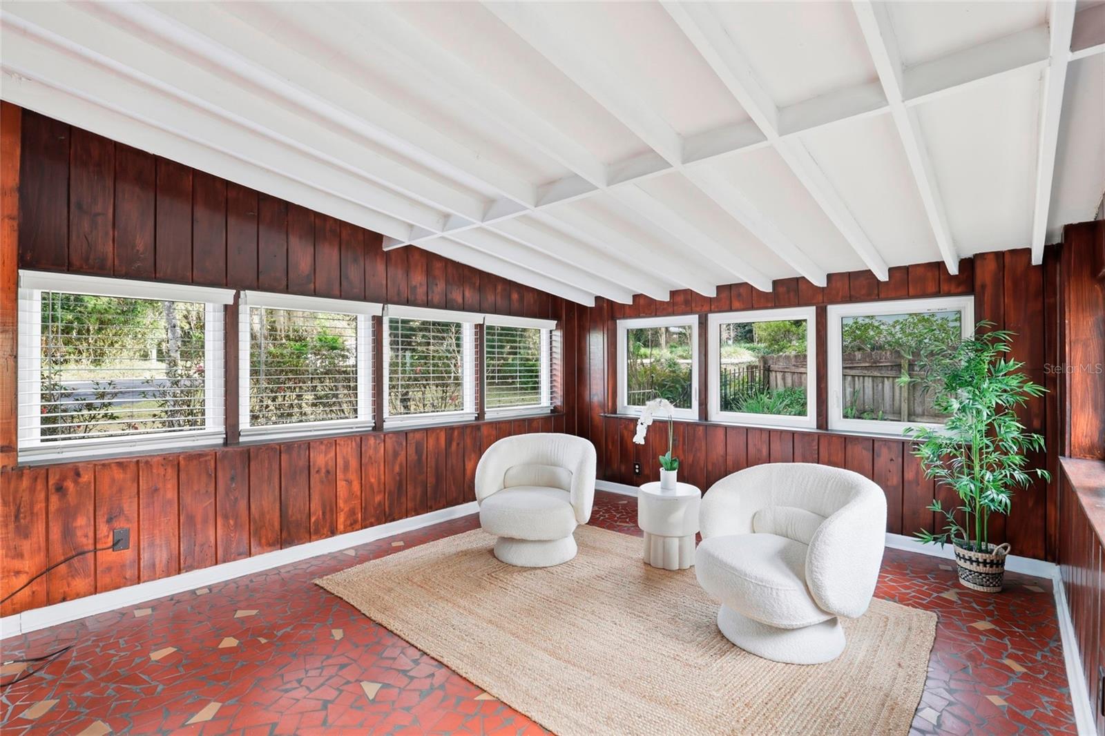 Image 4 of 38 For 2035 12th Road