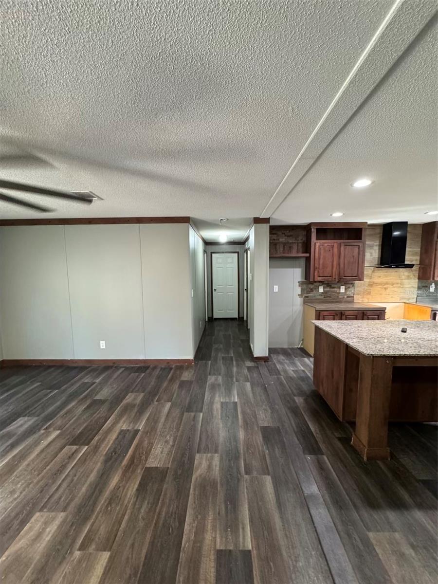 Image 5 of 16 For 23899 112th Terrace