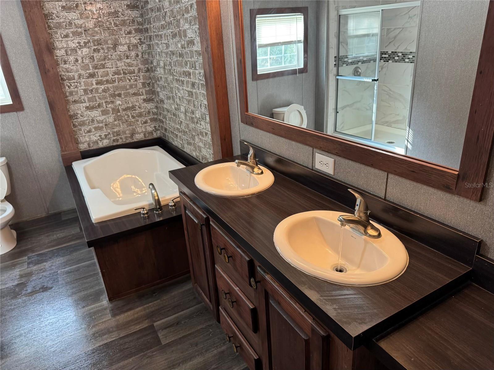 Image 9 of 16 For 23899 112th Terrace