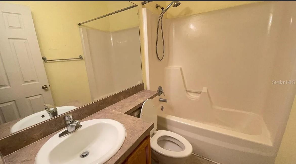 Image 15 of 21 For 3510 Sw 30th Way 155