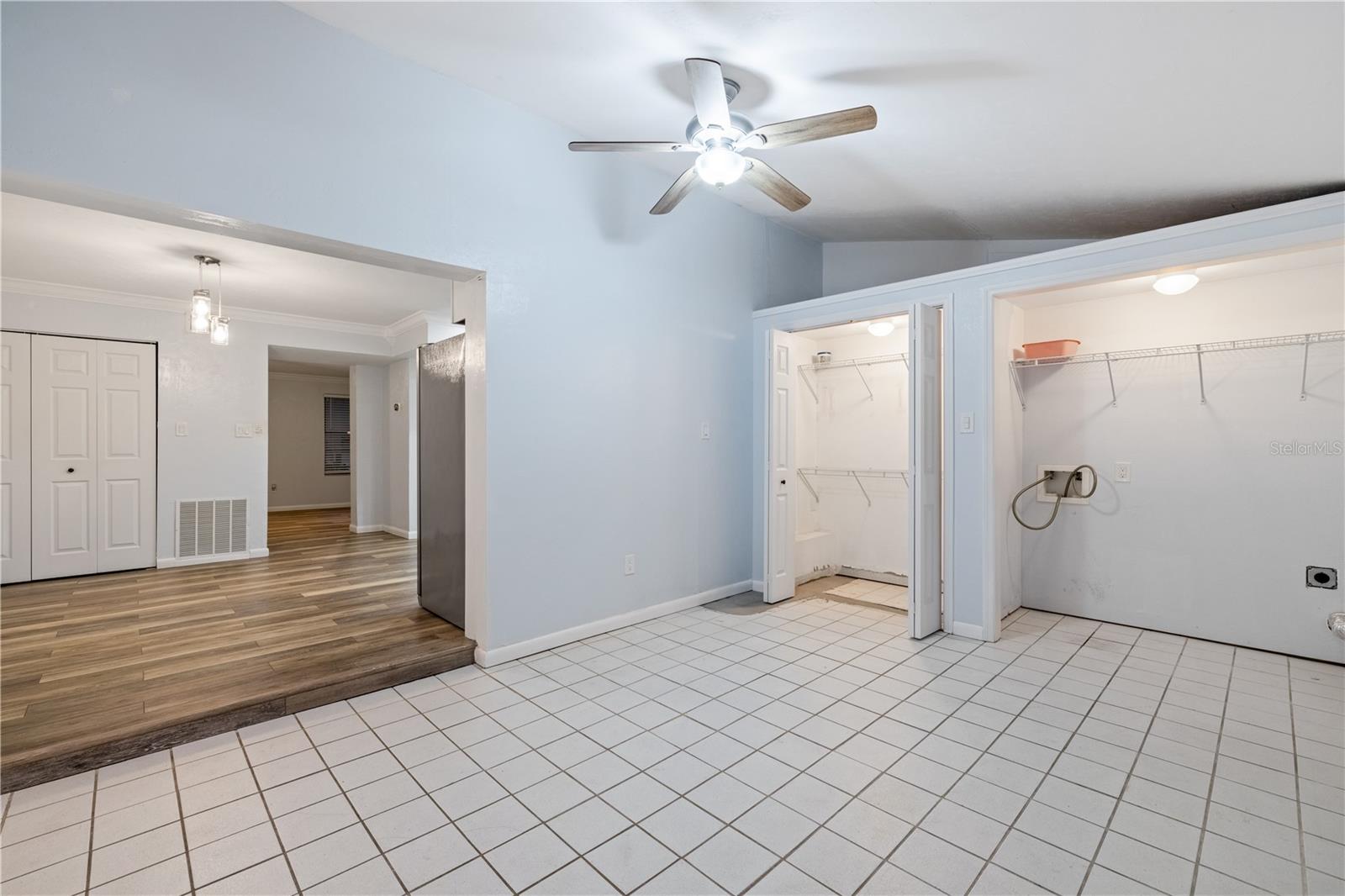 Image 14 of 36 For 2720 104th Court C