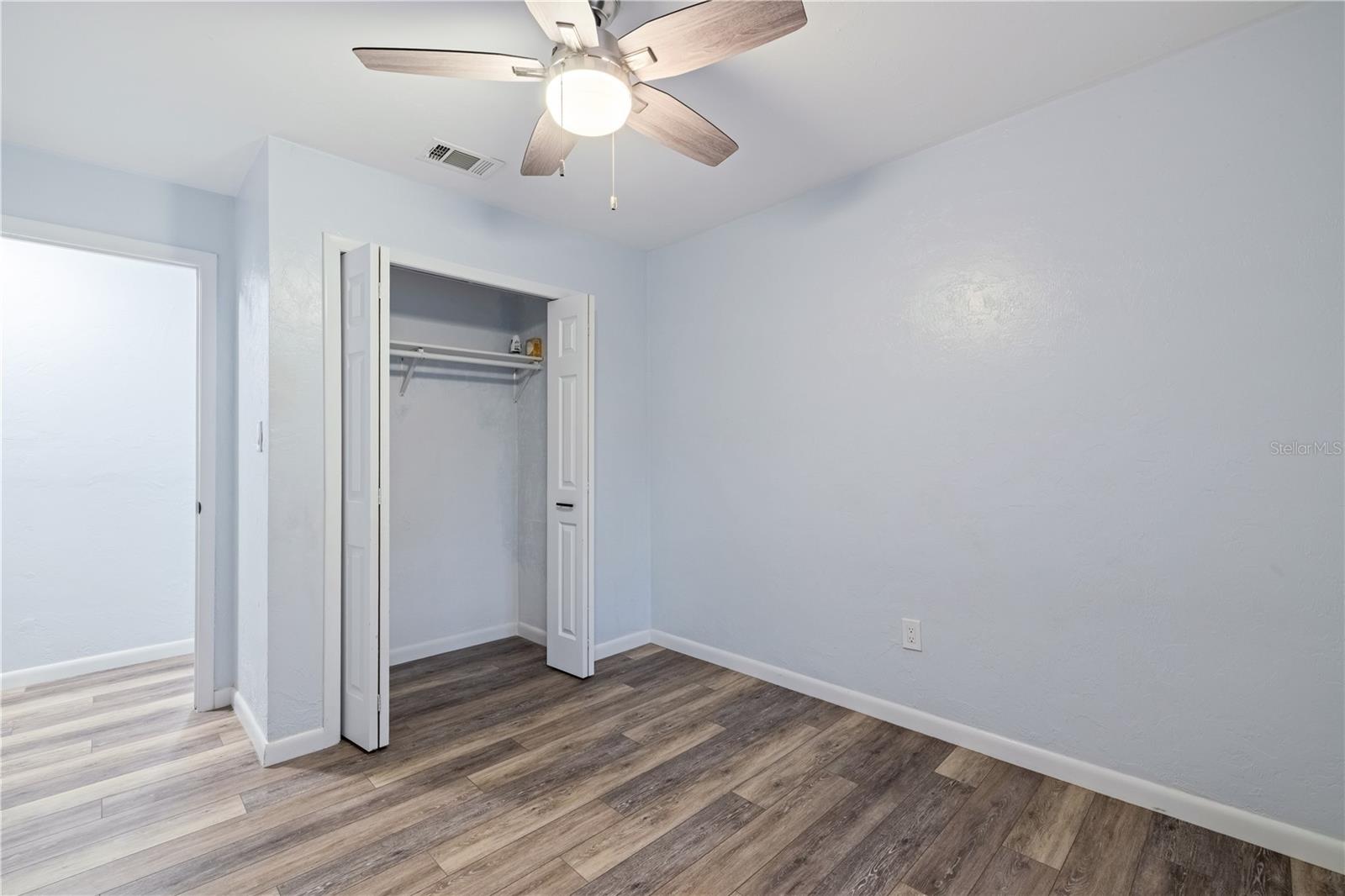 Image 29 of 36 For 2720 104th Court C