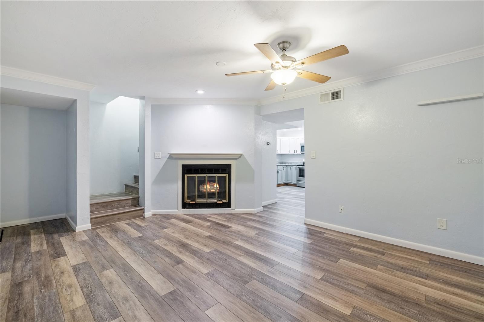 Image 7 of 36 For 2720 104th Court C