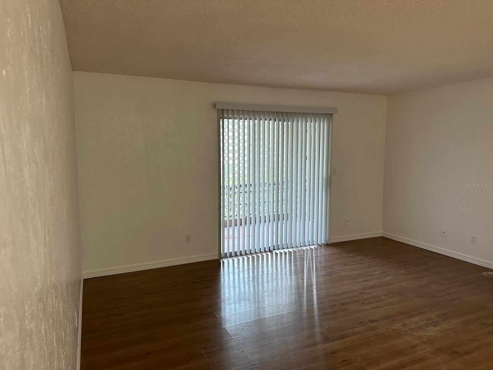 Image 11 of 18 For 6519 Newberry Road 911