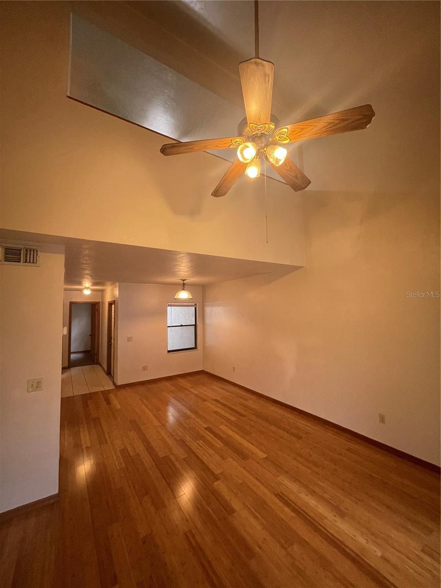 Image 4 of 20 For 7200 8th Avenue Q-107