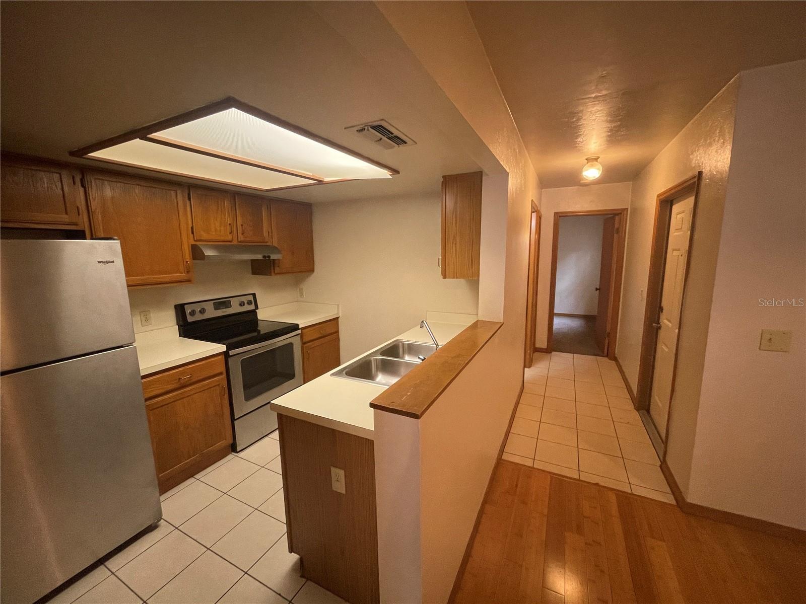 Image 6 of 20 For 7200 8th Avenue Q-107