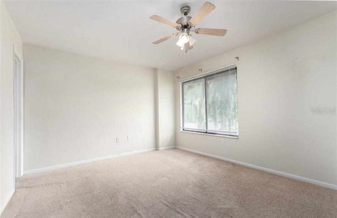 Image 8 of 11 For 2300 Sw 43rd Street N1