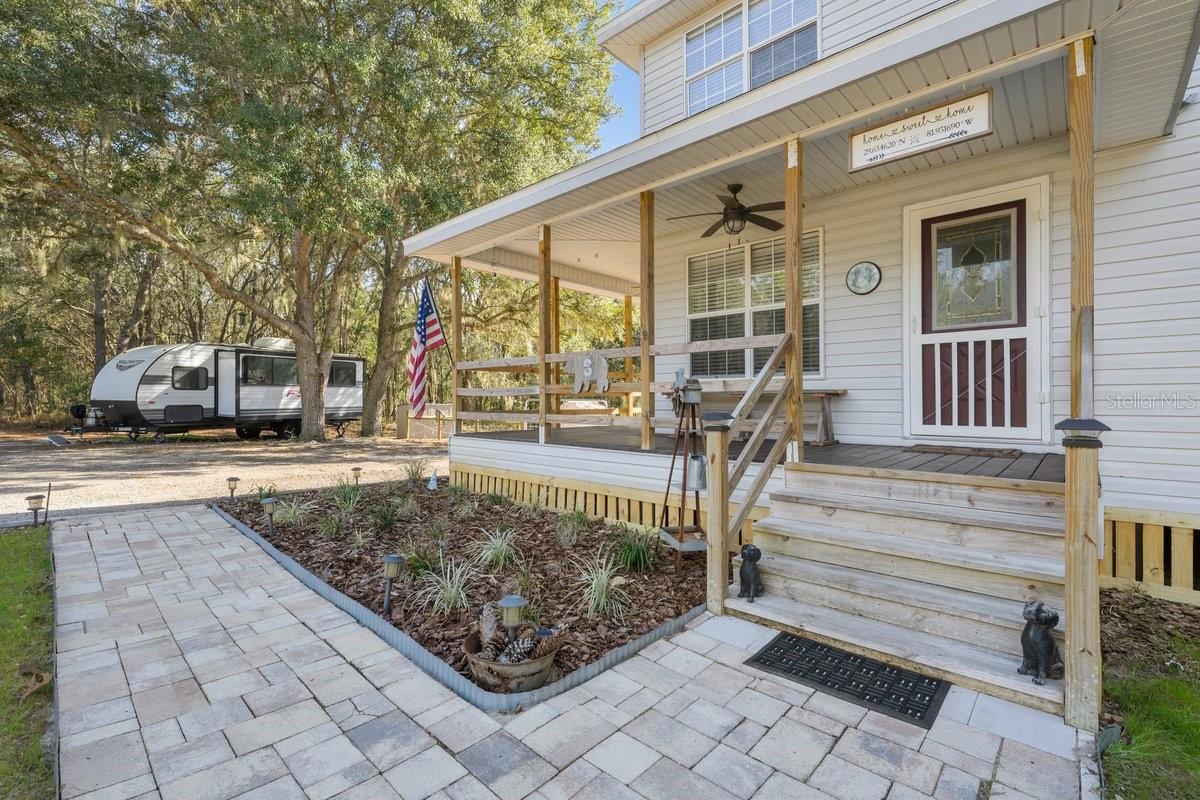 Image 2 of 39 For 240 Whirlwind Loop