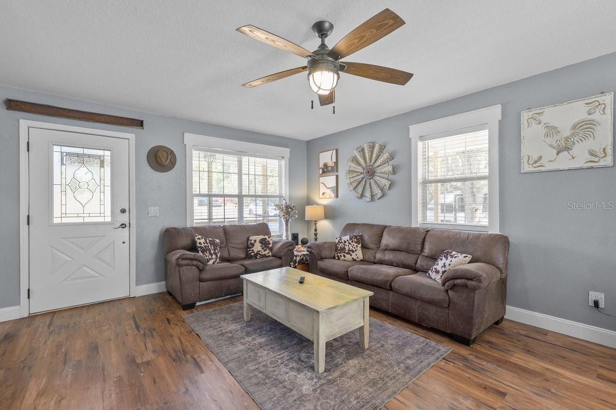 Image 3 of 39 For 240 Whirlwind Loop