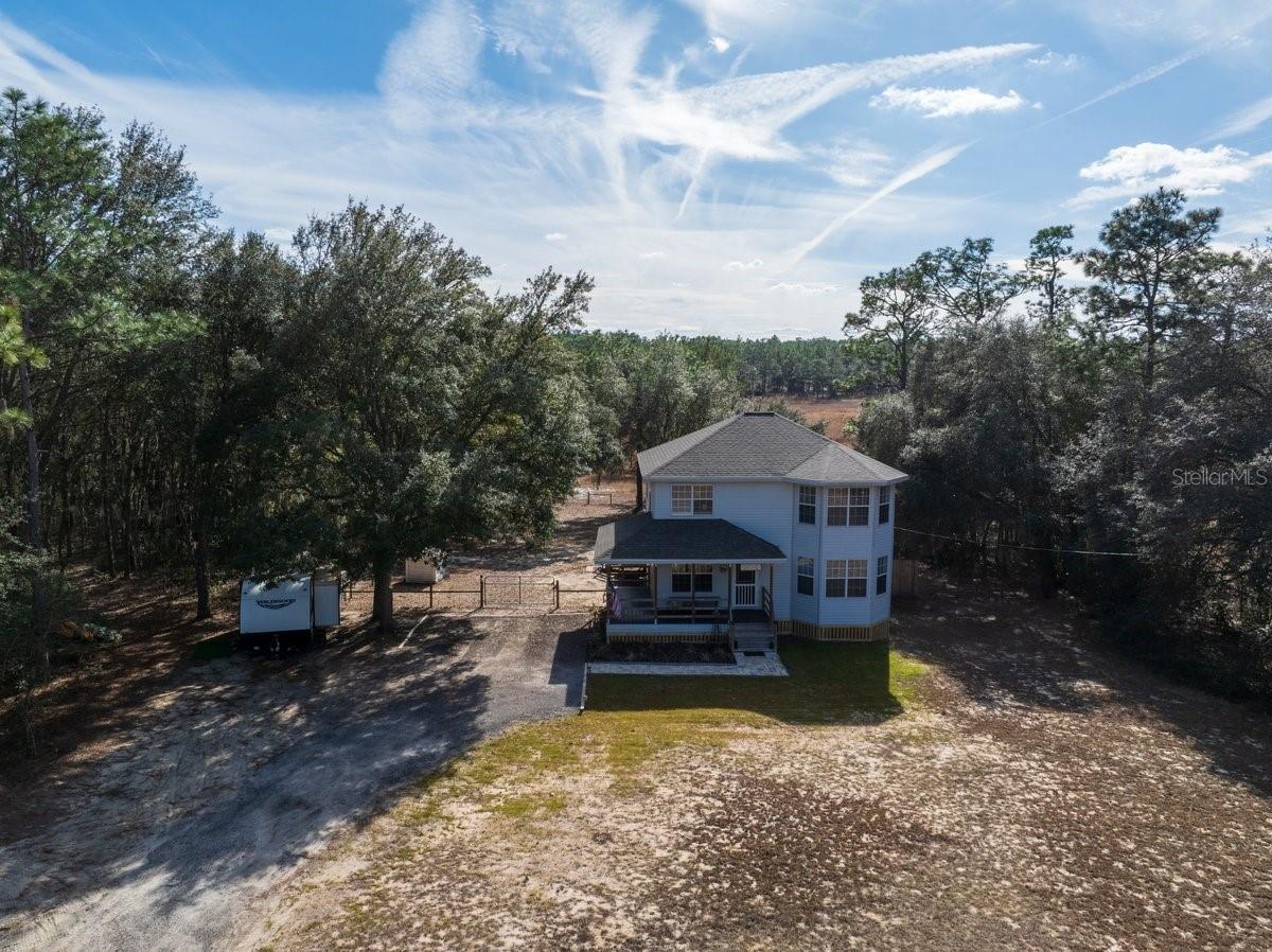 Image 36 of 39 For 240 Whirlwind Loop