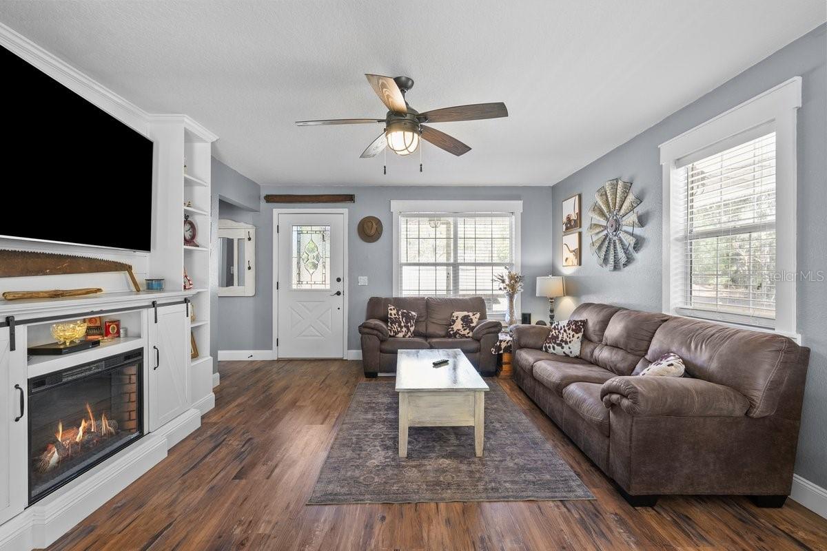 Image 5 of 39 For 240 Whirlwind Loop