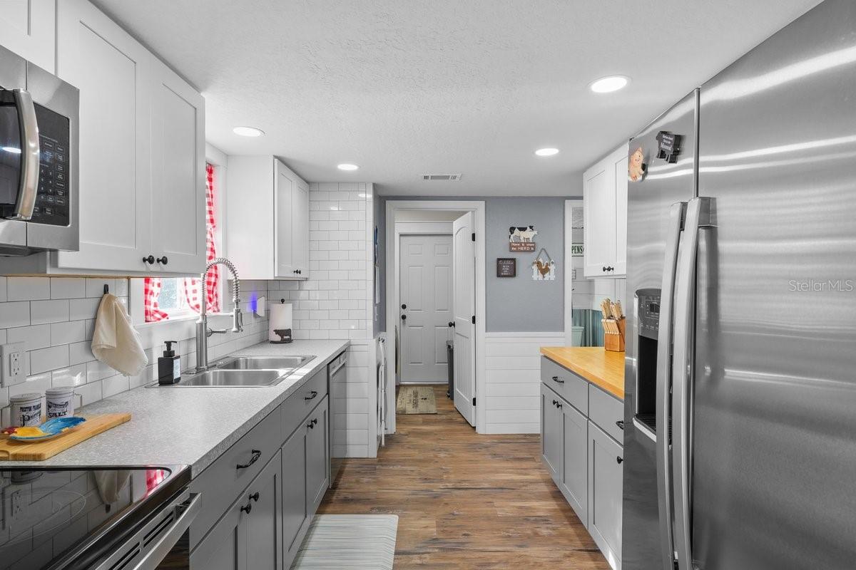 Image 8 of 39 For 240 Whirlwind Loop