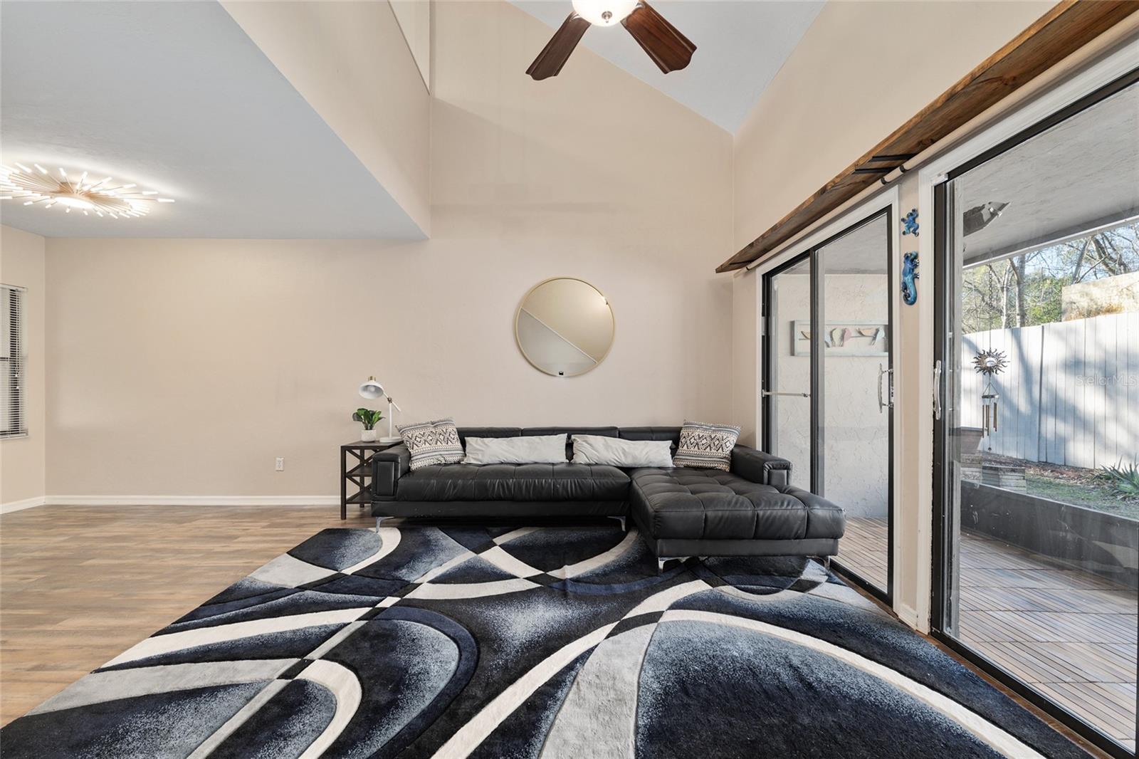 Image 17 of 47 For 7200 8th Avenue E29