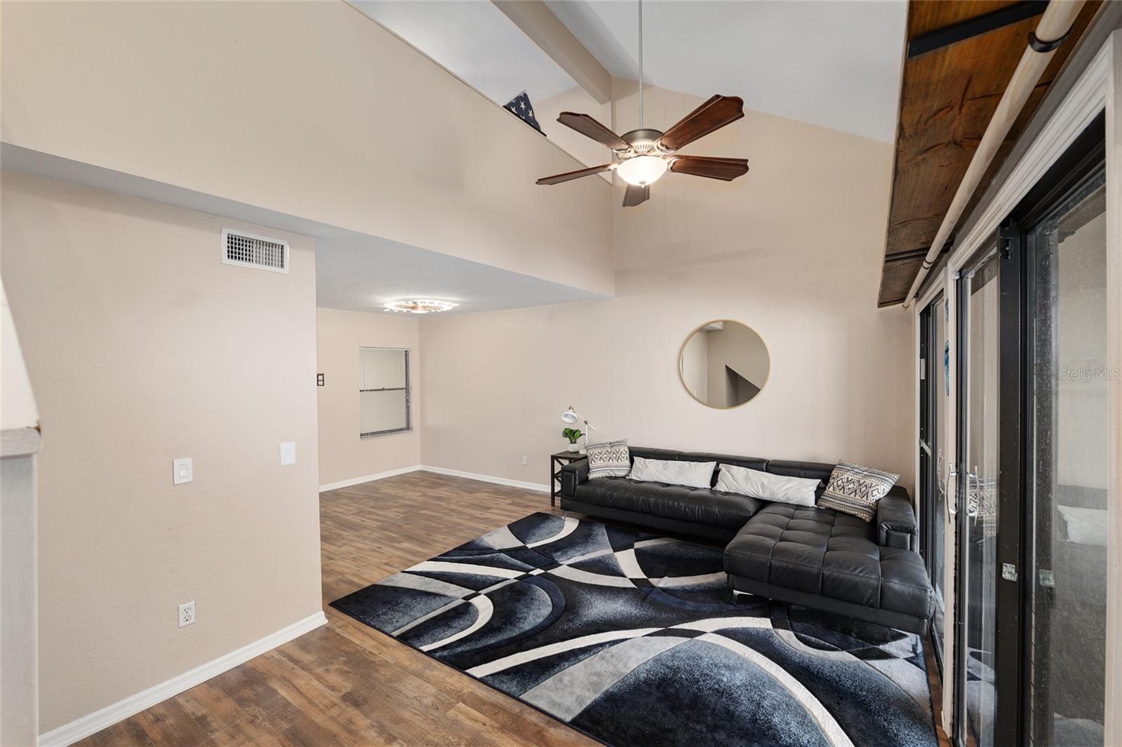 Image 20 of 47 For 7200 8th Avenue E29