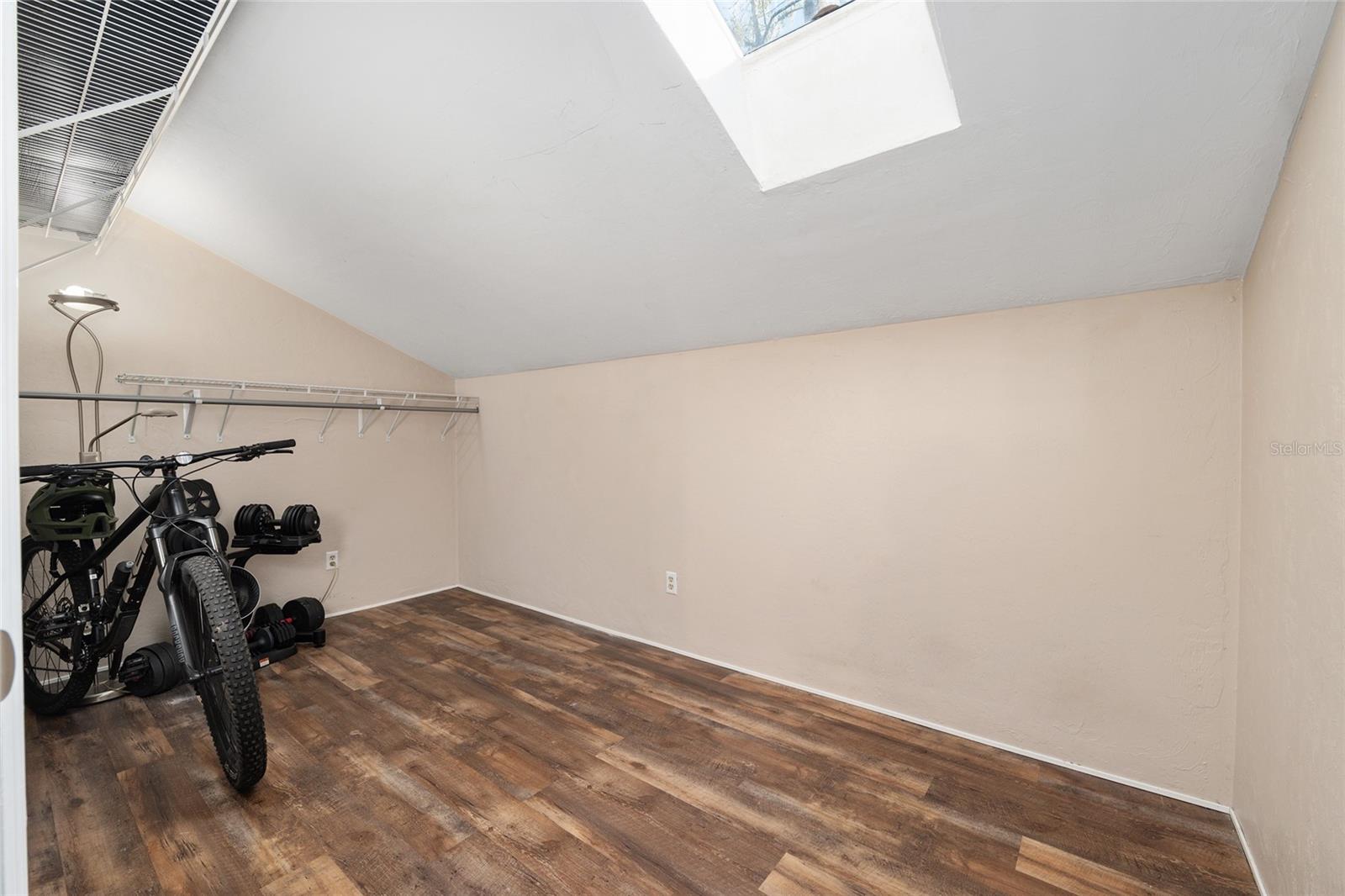 Image 37 of 47 For 7200 8th Avenue E29