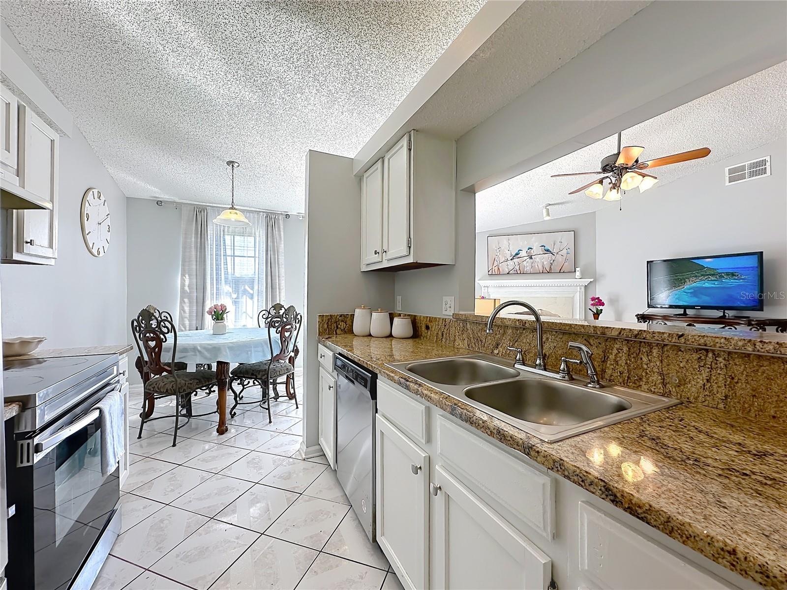 Image 24 of 49 For 4980 Greenland Hideaway Drive S