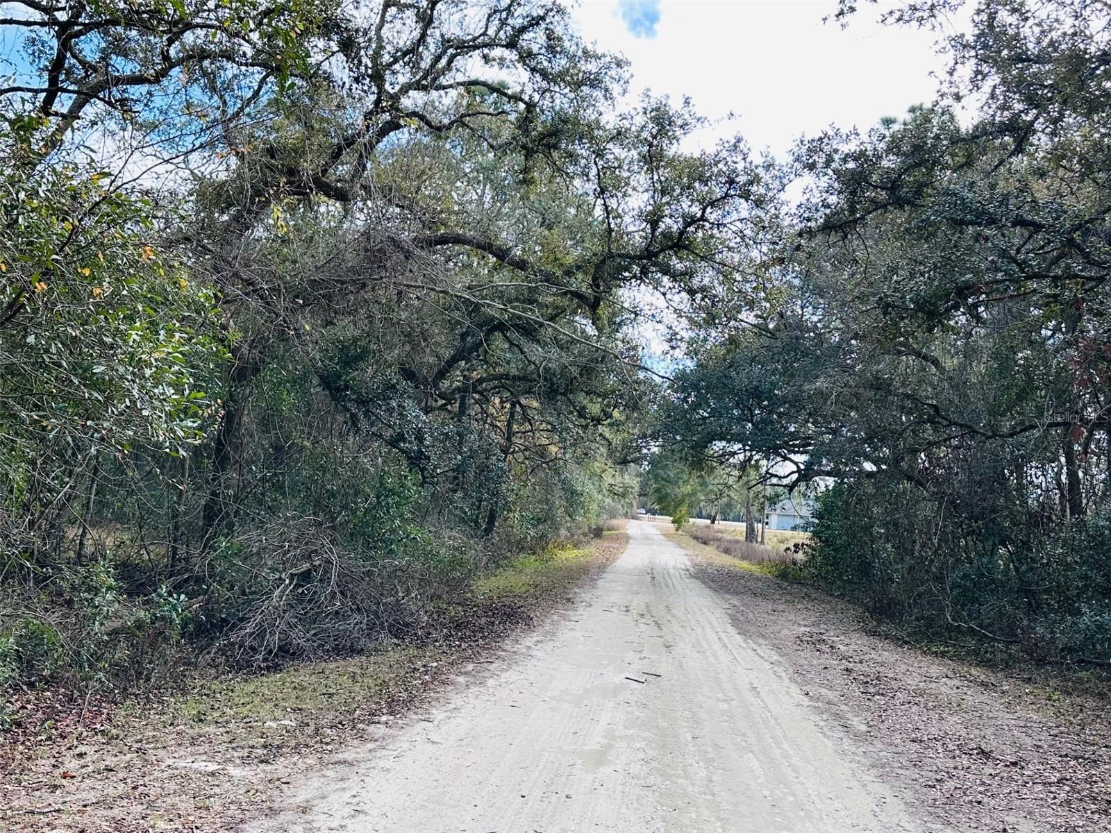 Image 2 of 5 For 16151 80th Court