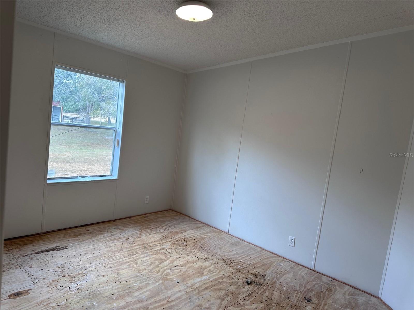 Image 22 of 42 For 12468 Hwy 349