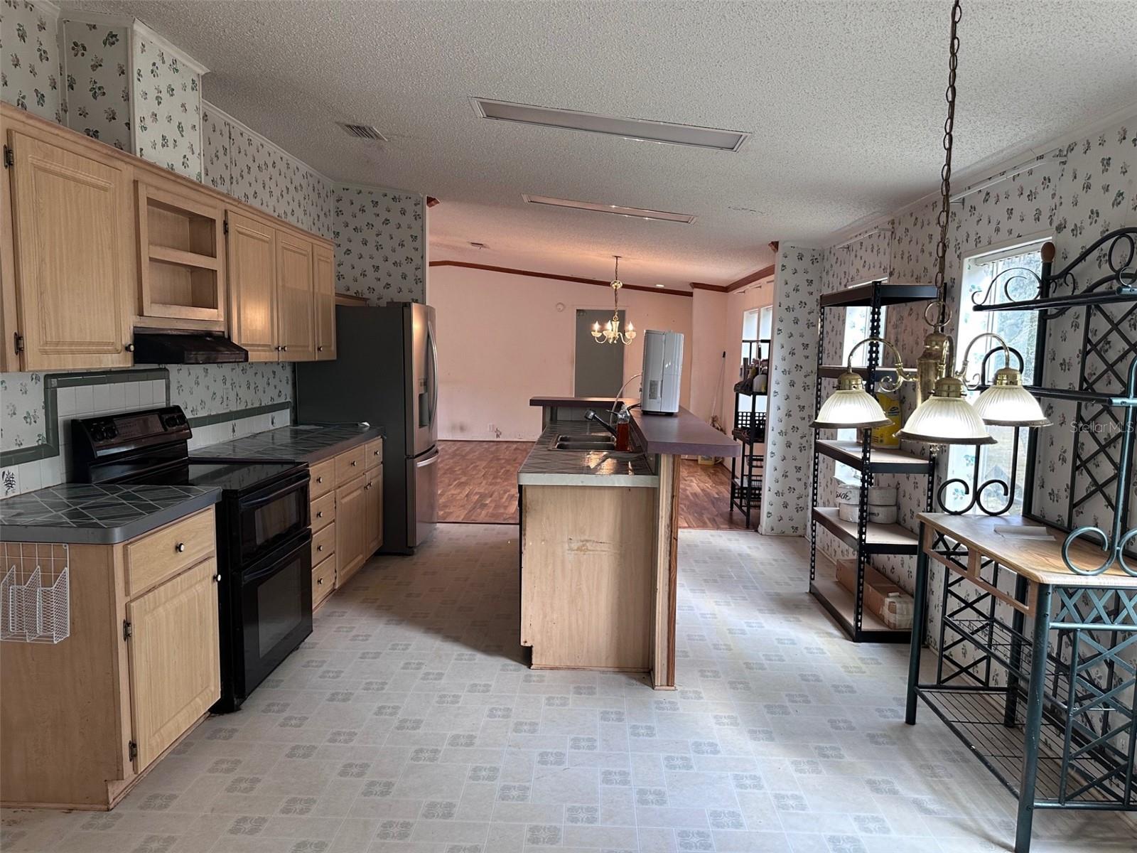 Image 9 of 42 For 12468 Hwy 349