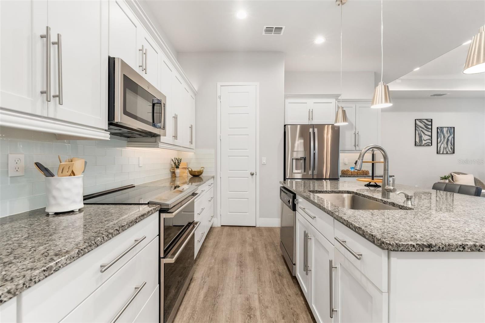 Image 10 of 52 For 6464 77th Street