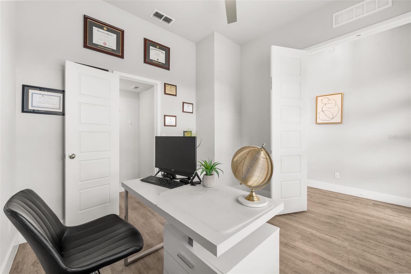 Image 19 of 52 For 6464 77th Street