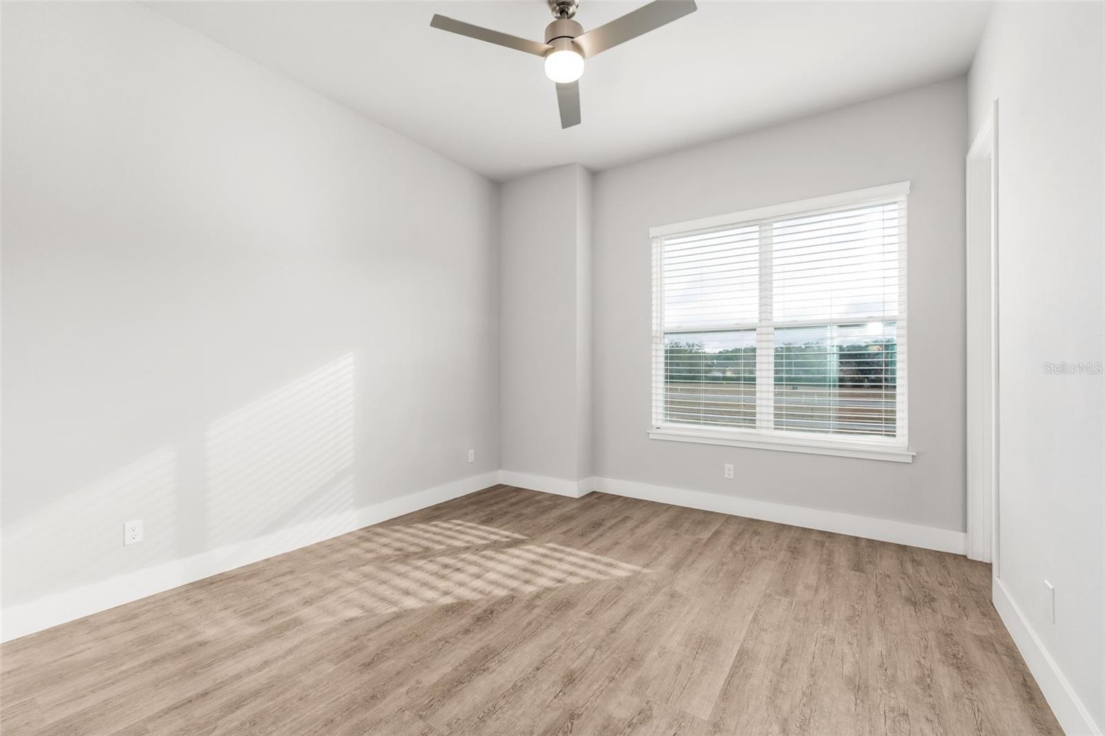 Image 23 of 52 For 6464 77th Street