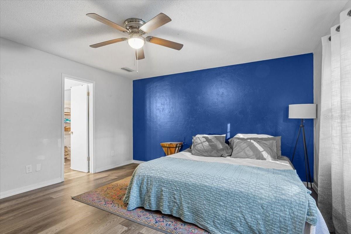 Image 13 of 20 For 425 79th Drive