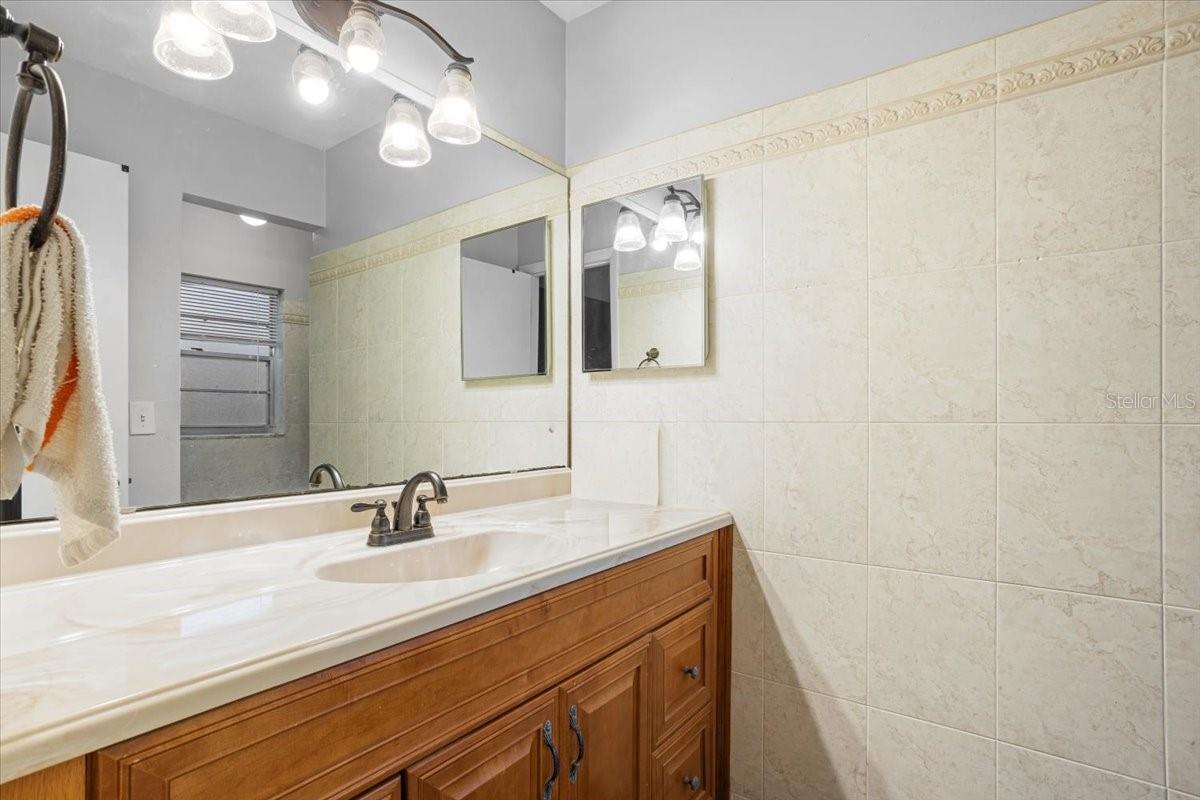 Image 14 of 20 For 425 79th Drive