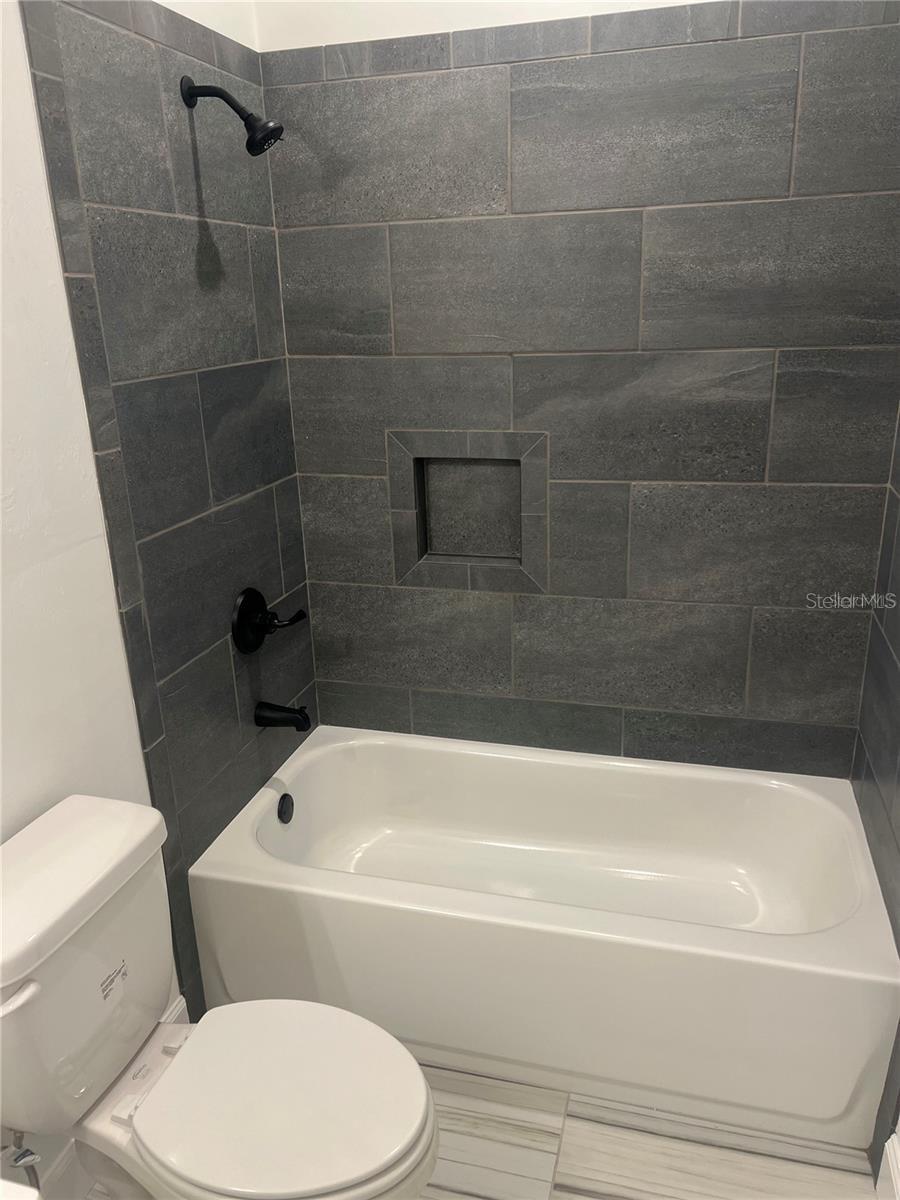 Image 9 of 12 For 7848 70th Avenue