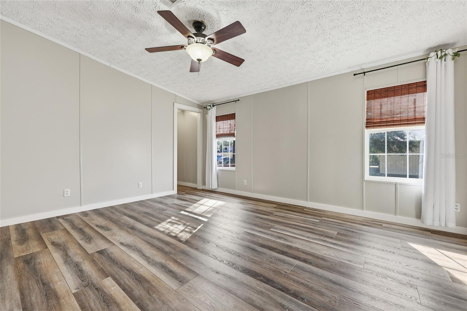 Image 14 of 35 For 7119 24th Loop