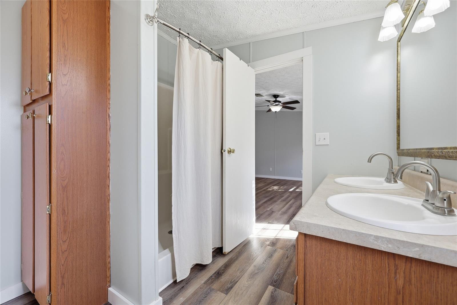 Image 17 of 35 For 7119 24th Loop