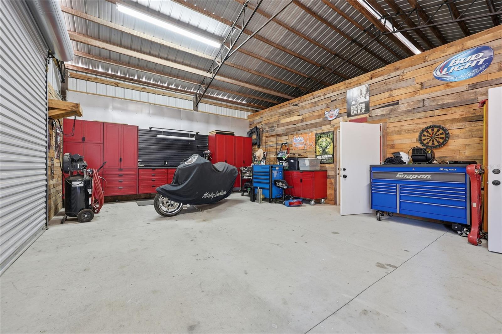 Image 26 of 35 For 7119 24th Loop