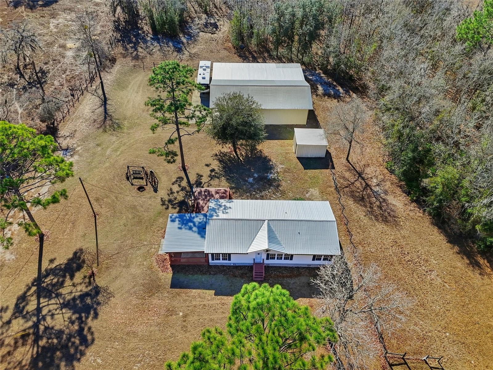 Image 31 of 35 For 7119 24th Loop