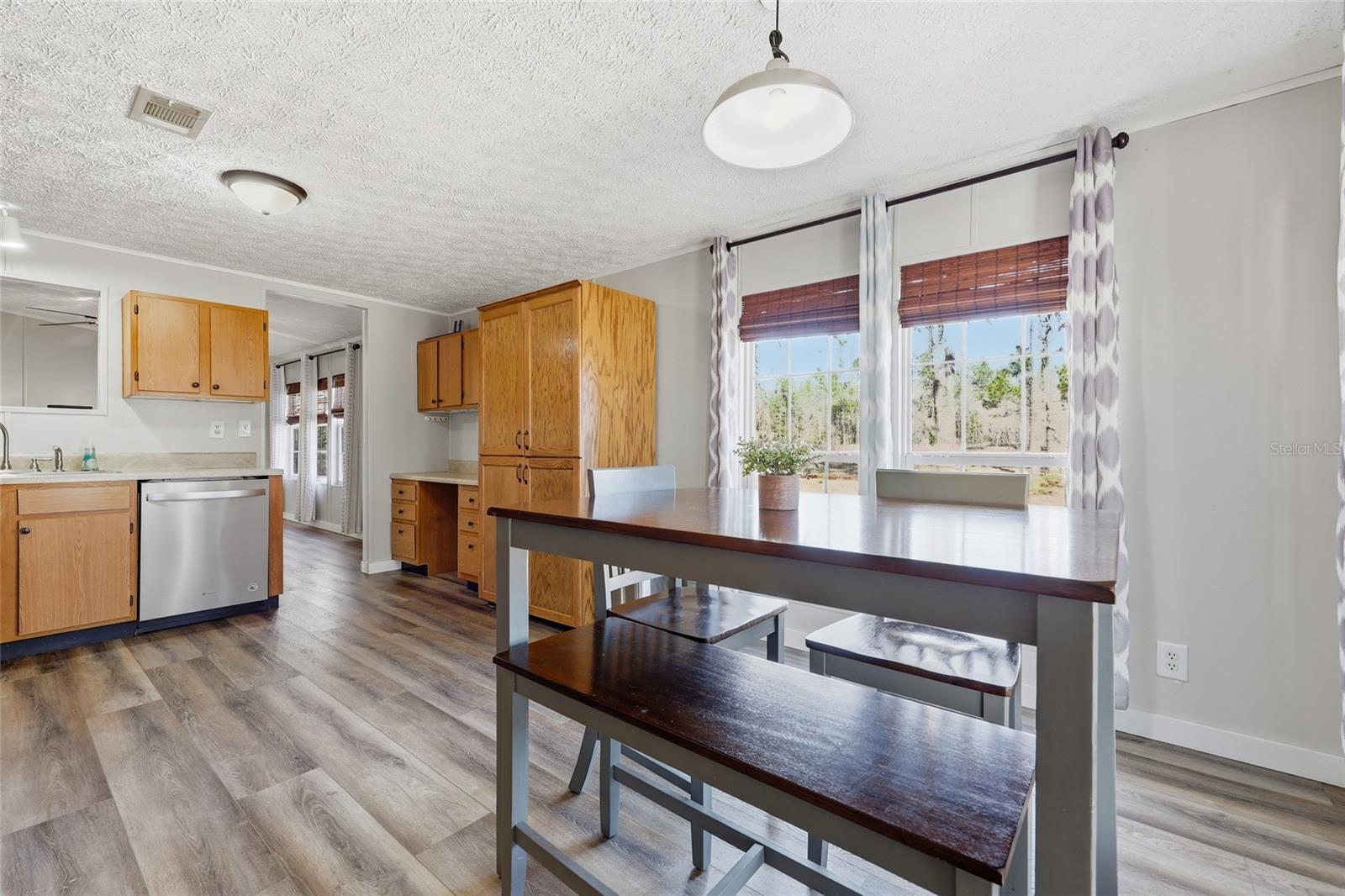 Image 9 of 35 For 7119 24th Loop