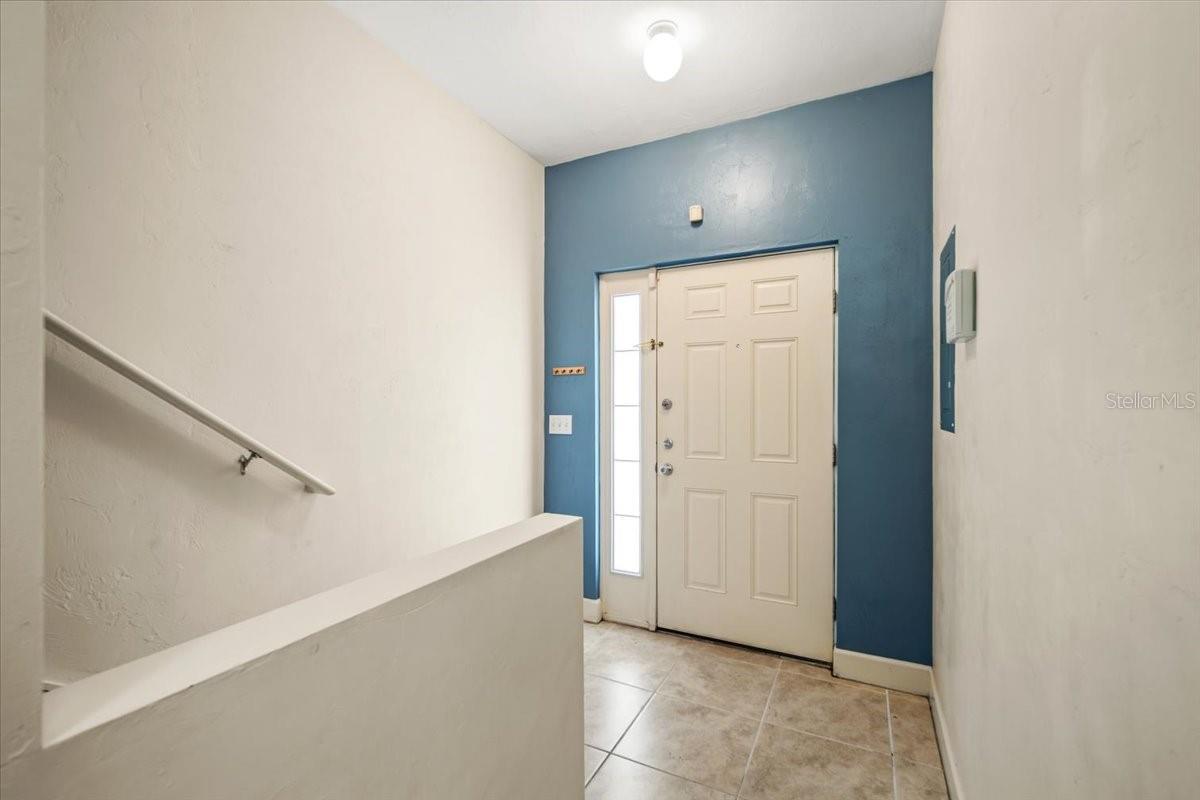 Image 18 of 31 For 2945 35th Place 137