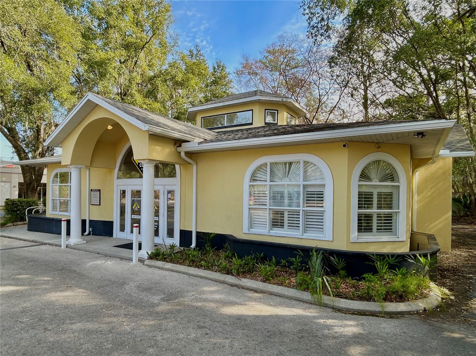 Image 2 of 13 For 1927 13th Street A